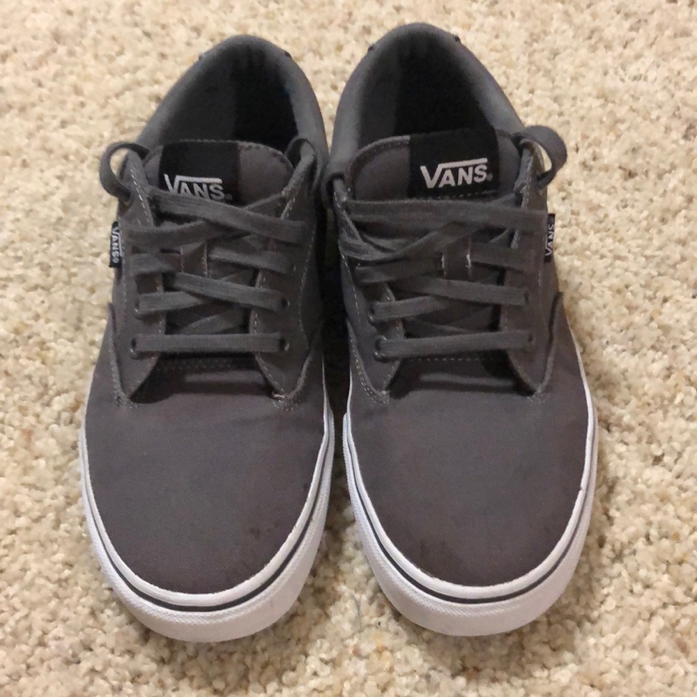 Vans men’s pair of shoes. Grey, like new.